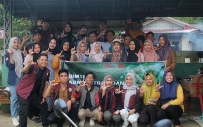 Peningkatan Kapasitas Desa Wisata Lemonakai melalui BIMTEK Administrasi dan Media Branding